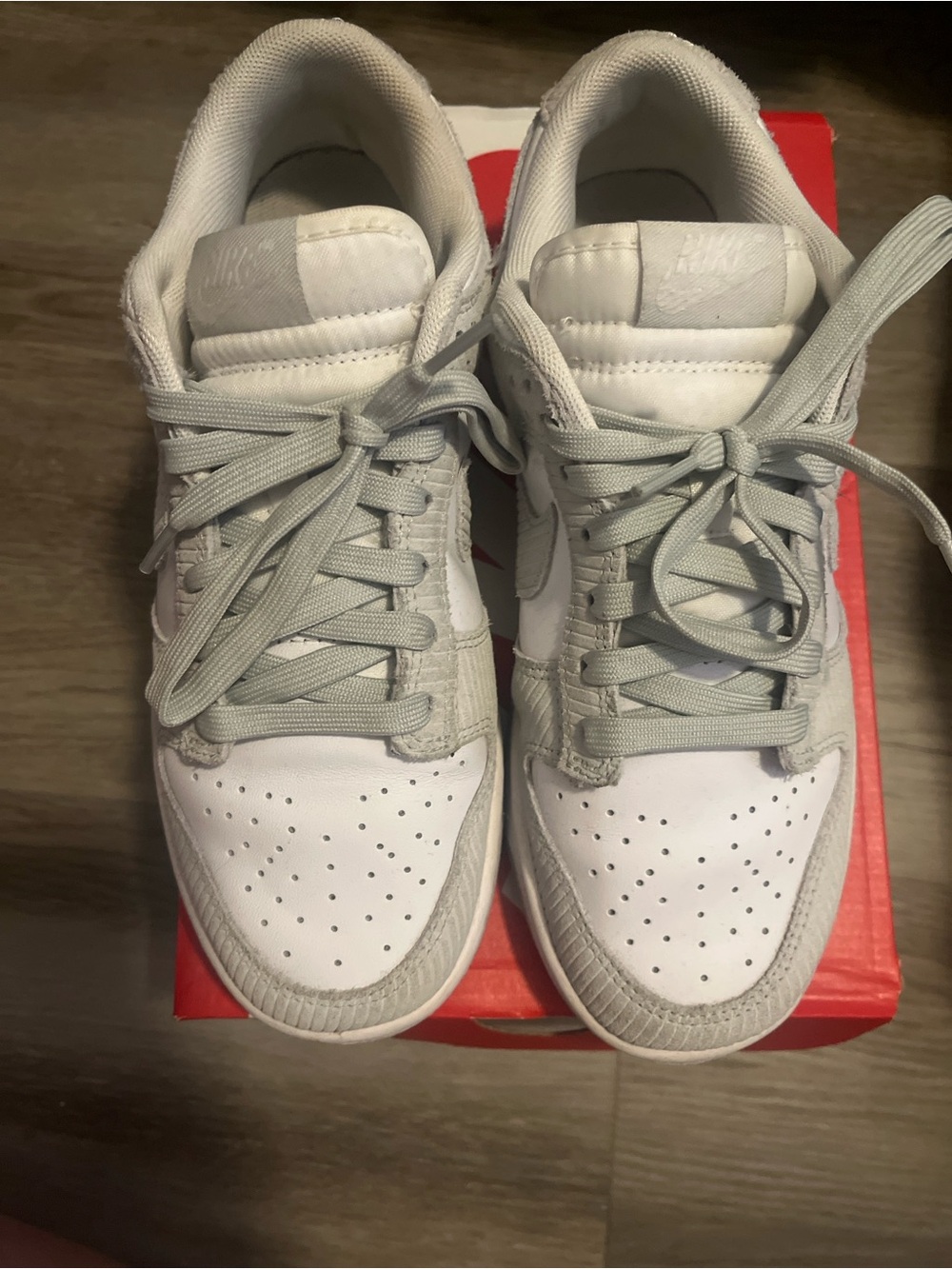 Nike Women’s Low-Top Sneakers in White and Light Gray
